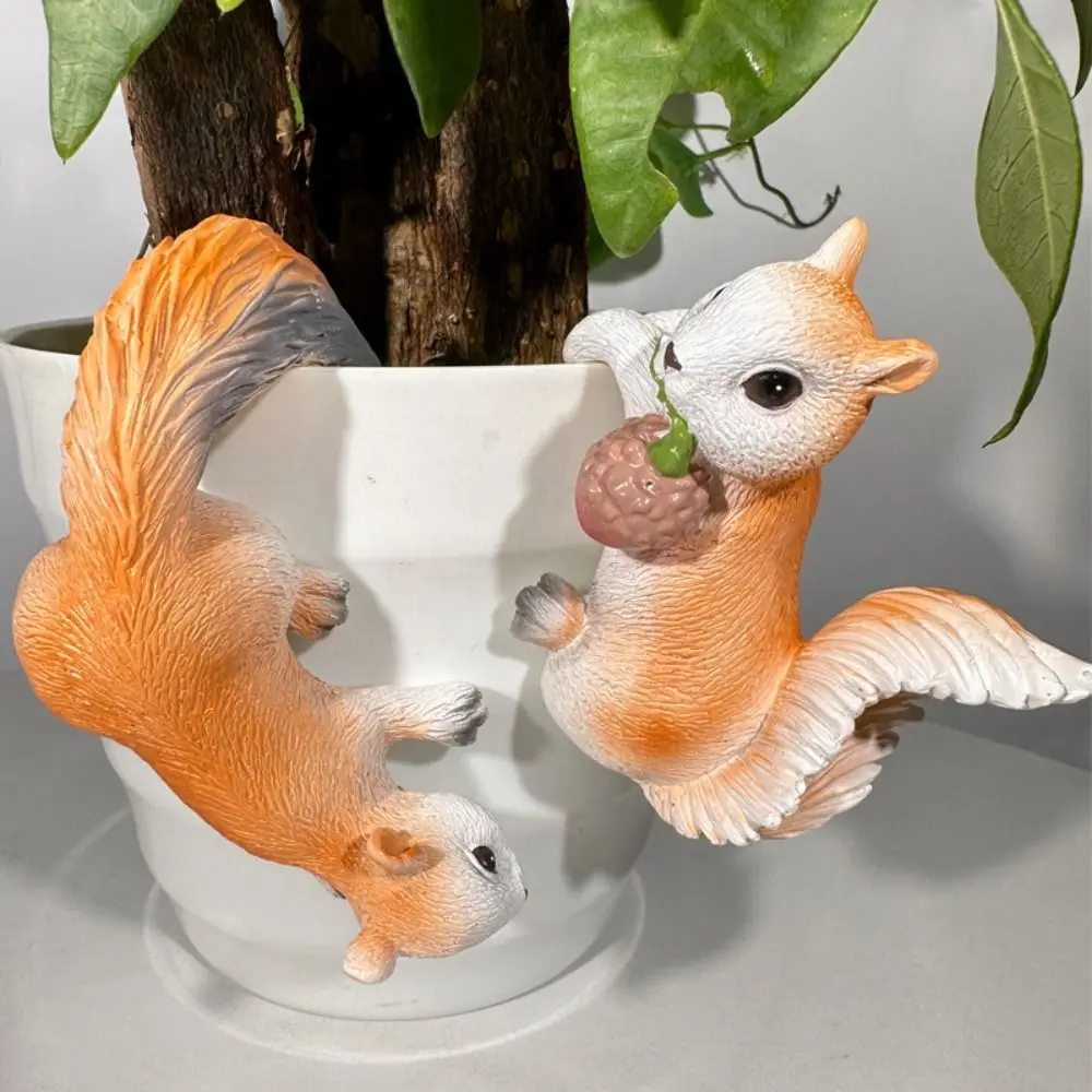 

2pcs Microlandscape Resin Squirrel Figure Ornament Cute Creative Squirrel Statue Vivid Simulated Animal Sculpture Flower Pot