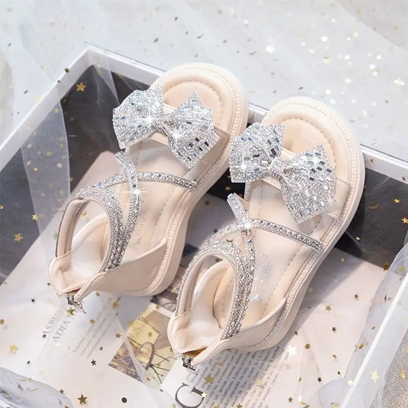 

Girls Sandals 2026 New Summer Princess Style Korean Fashion Rhinestone Bow Soft Sole