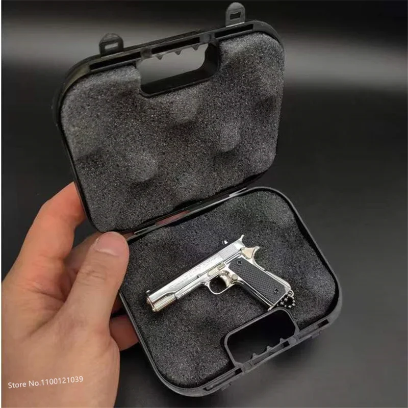 1:2.05 1:3 M92A1 92F 93R Glock G17 G22 Colt 1911 Desert Eagle Mauser P226 Gun Pistol Miniature or Keychain Case Gift Box