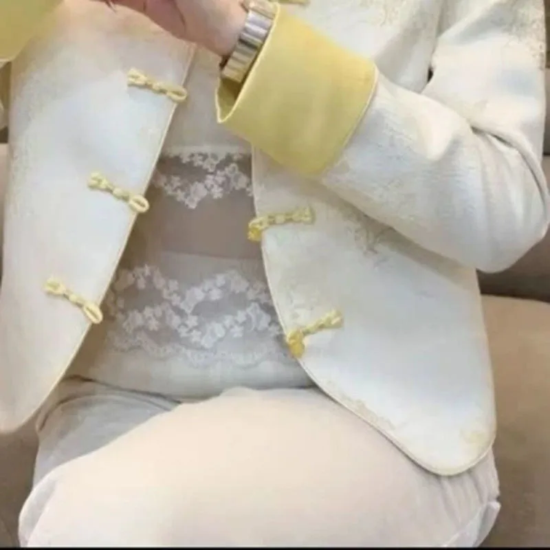 เสื้อเชิ้ตแขนยาวสไตล์จีนปี 2025 สำหรับผู้หญิง ลายดอกไม้พิมพ์ลายแจ็คการ์ด เสื้อทรงหลวมแฟชั่นระดับไฮเอนด์ แจ็คเก็ตทรงกี่เพ้า