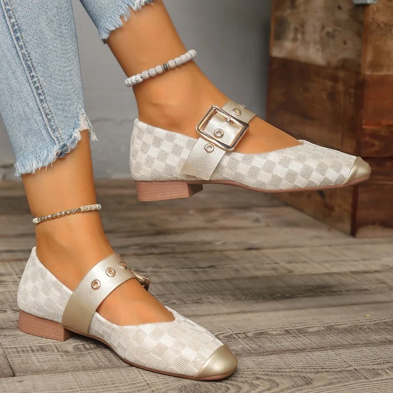 أحذية ماري جين العصرية الجديدة لعام 2025 للنساء بدون كعب بإبزيم للسيدات الشابات أحذية مسطحة غير رسمية ومريحة للربيع مقاس كبير