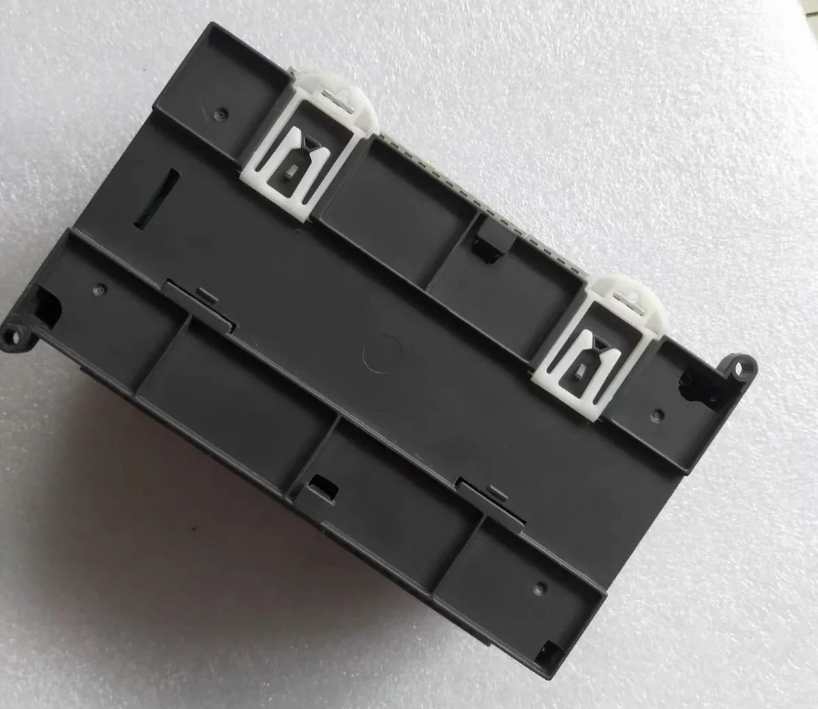 Controller PLC DVP40ES200T usato