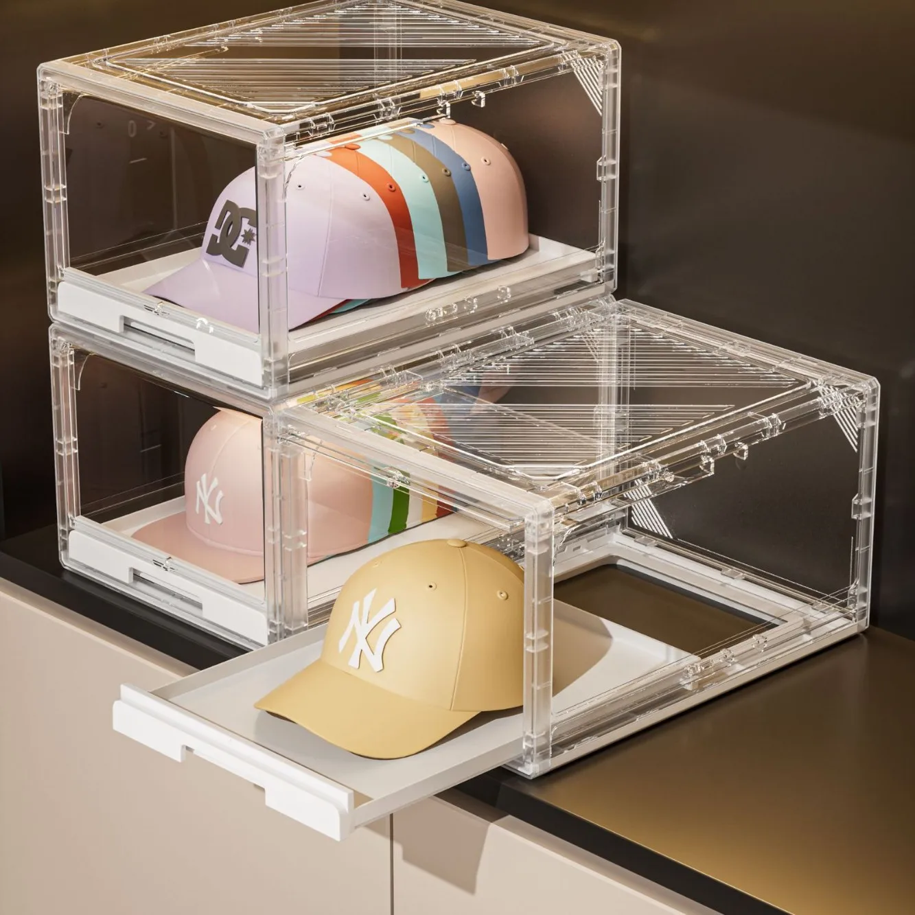 

Hat Dust Box Large Capacity Storage Box Acrylic Box Transparent Design Hat Holder Acrylic Display Case.Hat Protective Box