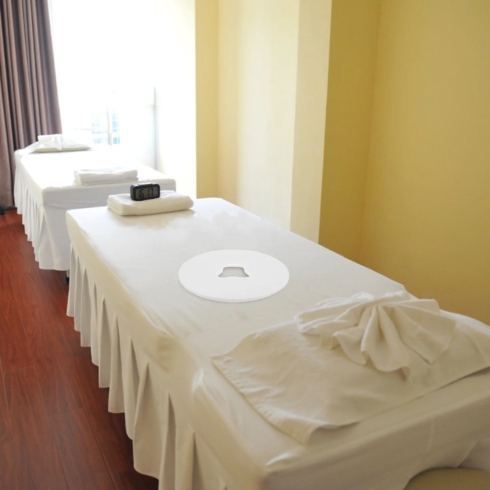 

200Pcs Disposable Massage Table Face Cover Non Woven Fabric Spa Salon Facial Bed Sheets for Comfortable Massage Experience