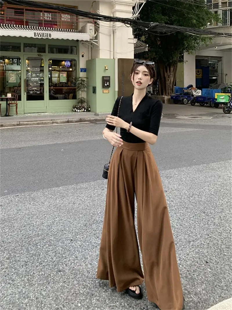 2025 spring and summer new women's slim fit black top+fashionable wide leg pants two-piece set