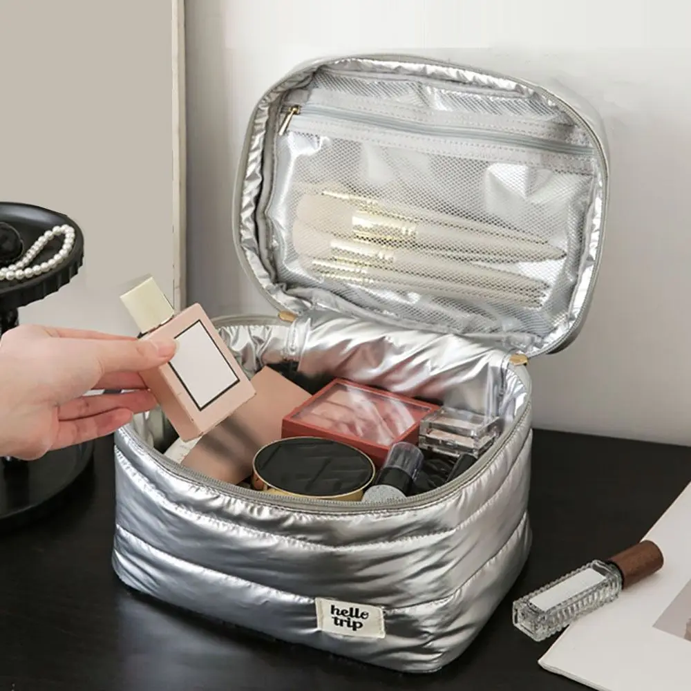 

Fashion Large Capacity Makeup Bag Multifunctional Storage Travel Organizer Cosmetic Bag Portable Washbag