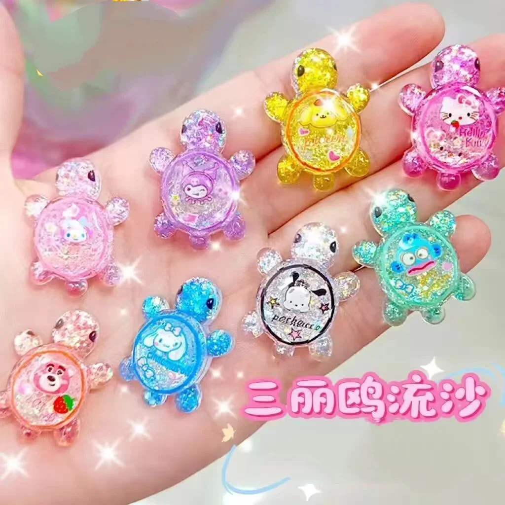10 Uds Sanrio Hello Kitty adornos luminosos Anime My Melody Kuromi resina colorida luminosa pequeña tortuga accesorios de joyería Diy