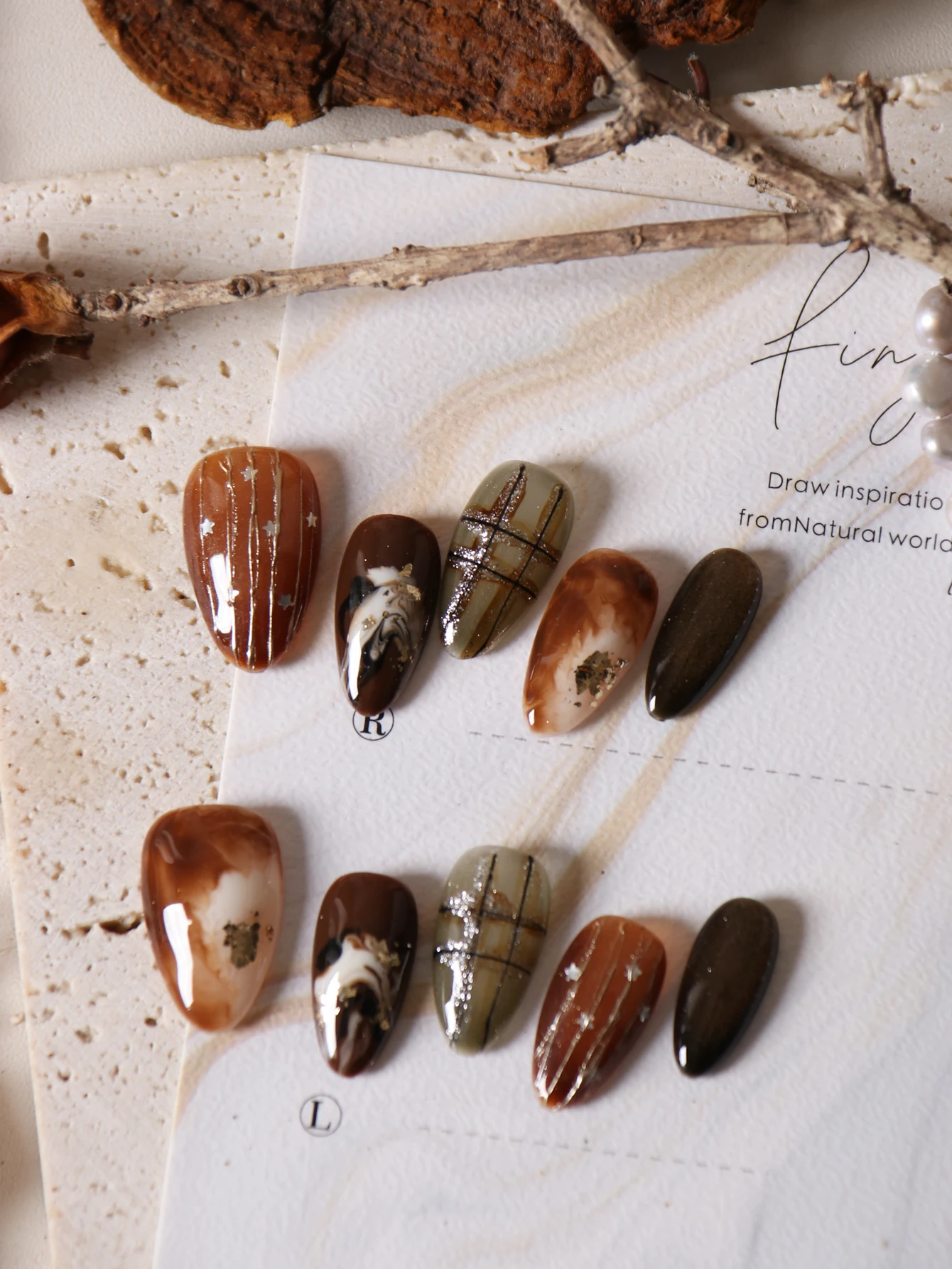 10Pcs Press on Nails Short Almond Brown Halation Grid Fake Nails Includes 1 Sheet of Adhesive Tabs & 1 Pc Mini File