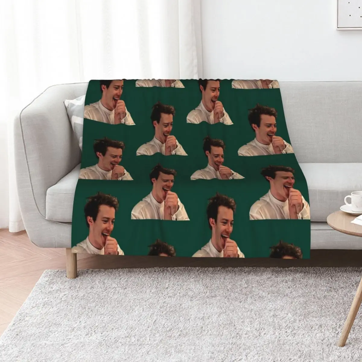 Joseph Quinn Throw Blanket manga Soft Beds Soft Thin Sofas Kid'S Blankets