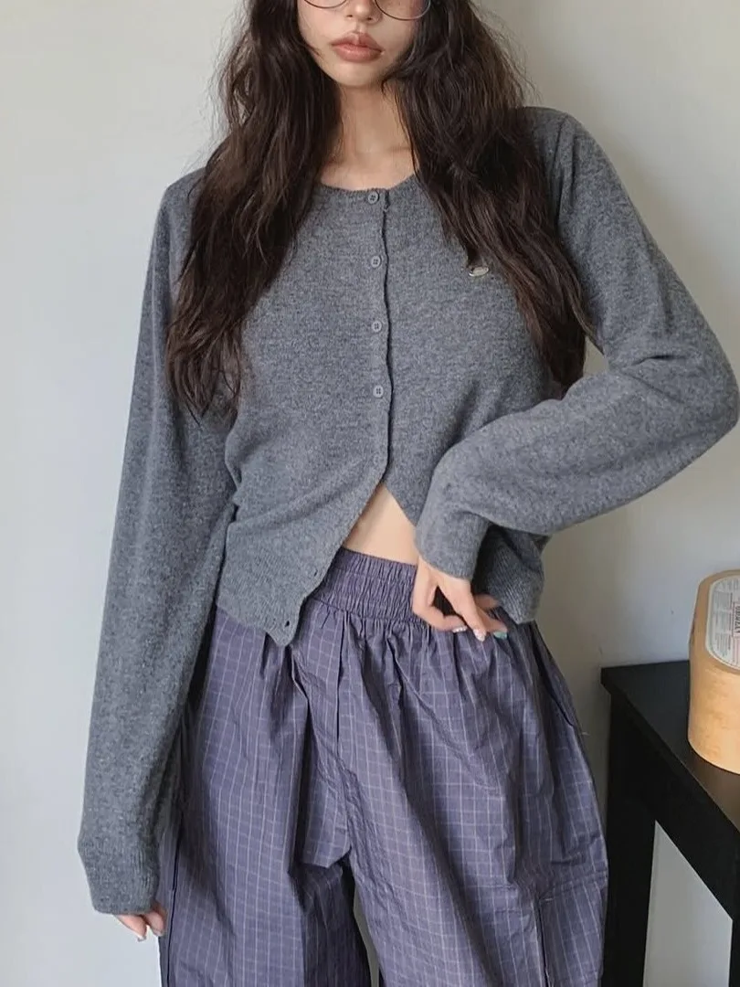 

Корейский круглый вязаный открытый кардиган, женский облегающий свитер с базовым слоем, осень 2024, уникальный дизайн, чувство