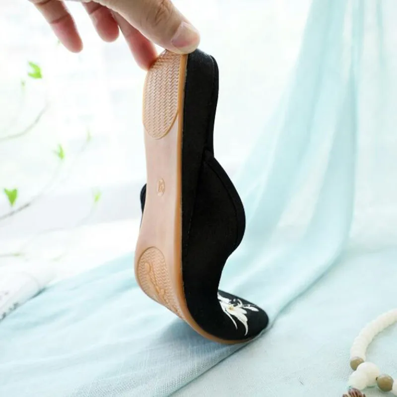 Ethnic Embroidered Satin Slippers for Women Vintage Dress Slides Female Backless Sandals, Spring and Summer Shoes