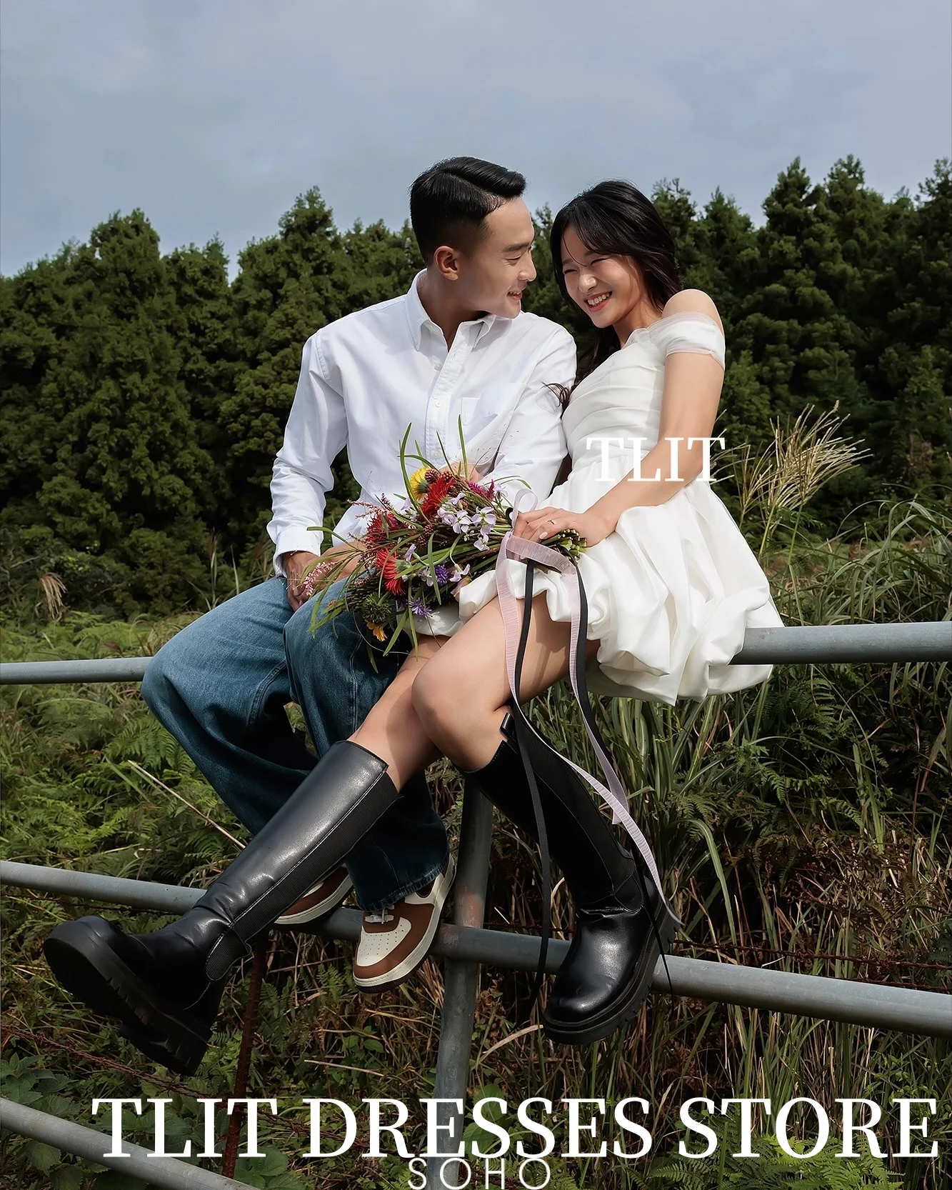 Tlit elegante branco curto seda cetim vestido de casamento fora do ombro vestido de baile coreia vestido de noiva fotos sessão personalizado