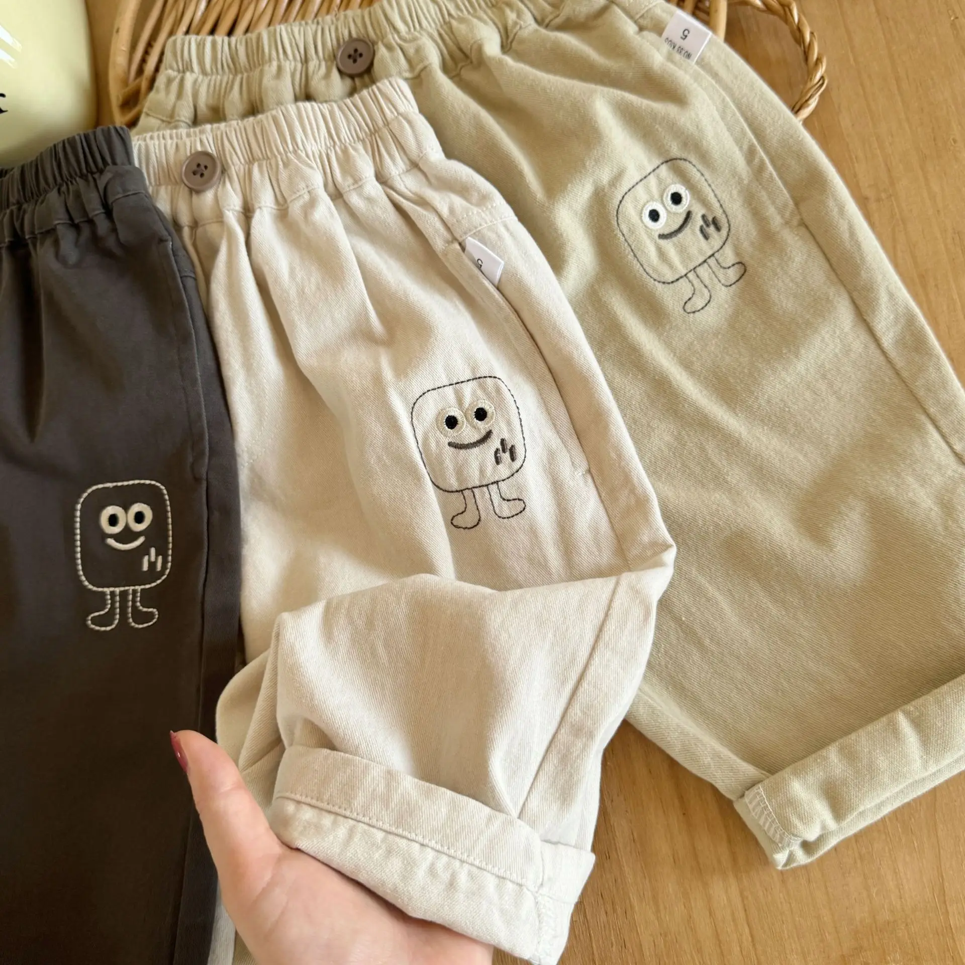 Autumn New Children Loose Trousers Cartoon Patching Girls Harem Pants Baby Boys Casual Pants Cotton Toddler Kids Clothes