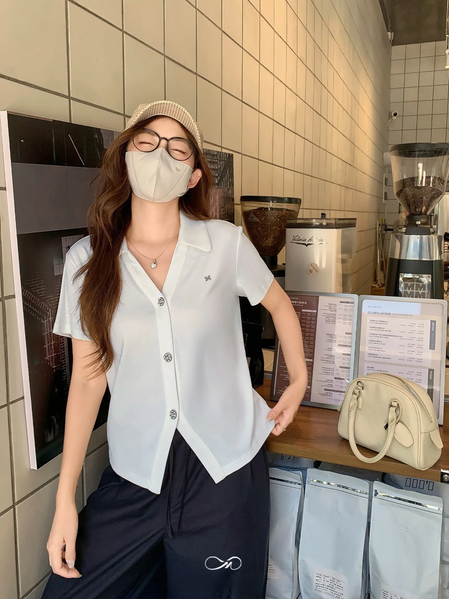 

Женская летняя футболка больших размеров с V-образным вырезом и разрезом, свободного кроя, из смесового хлопка, для полных женщин