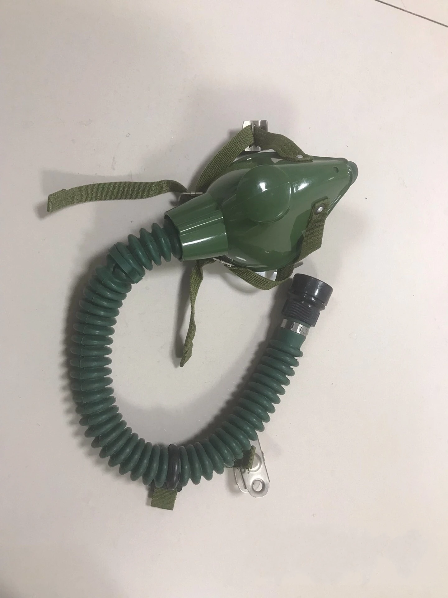 الفائض العسكري الأصلي الأصلي الصيني عالي الارتفاع المقاتل الطيار نمط YM6512 قناع الأكسجين مجموعة كاملة