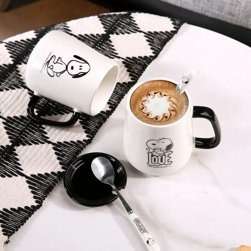 Snoopy animation peripheral cartoon ceramic mug simple water cup with lid spoon high-looking couple home coffee milk cup gift