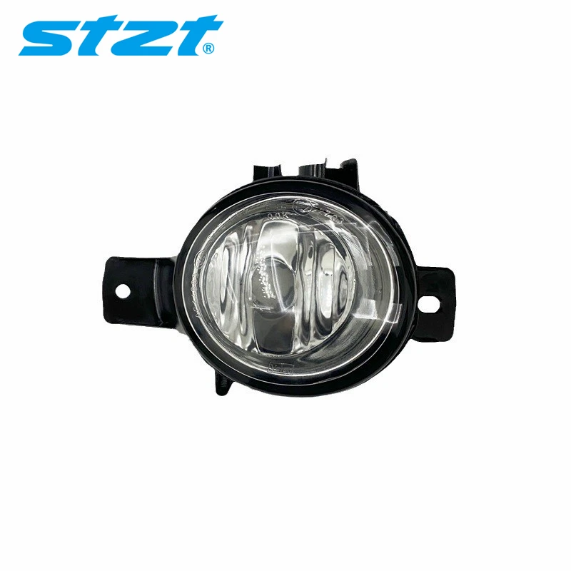 STZT 63177184318 Auto Parts Fog lamp For BMW E70 X1 E84