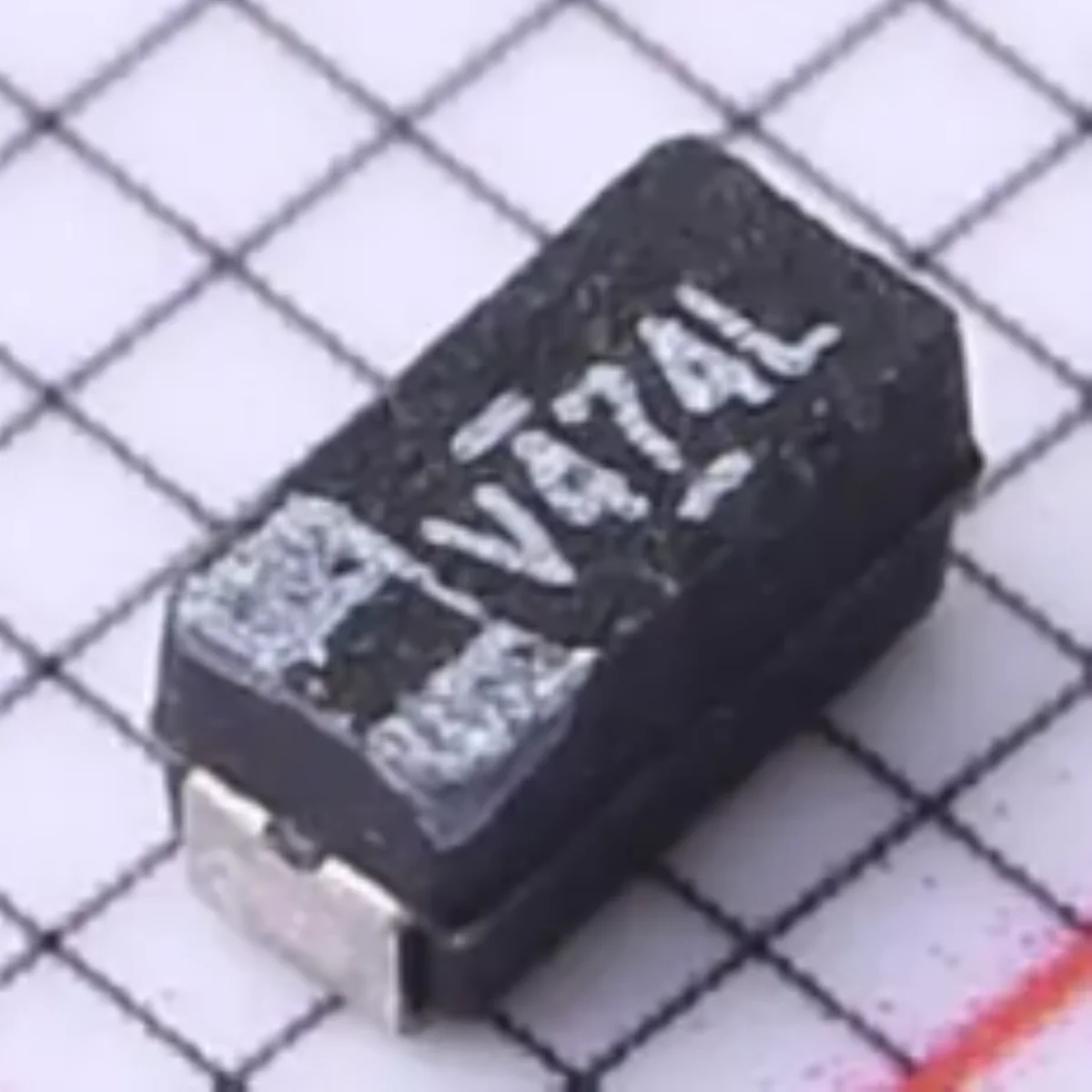 

1206 3216 Маркировка V474L Оригинальный черный танталовый конденсатор ± 10% 470 нФ 10 Ом 10 Ом 0,47 мкФ 10% 35 В 293D474X9035A2TE3 V474L CAP TANT