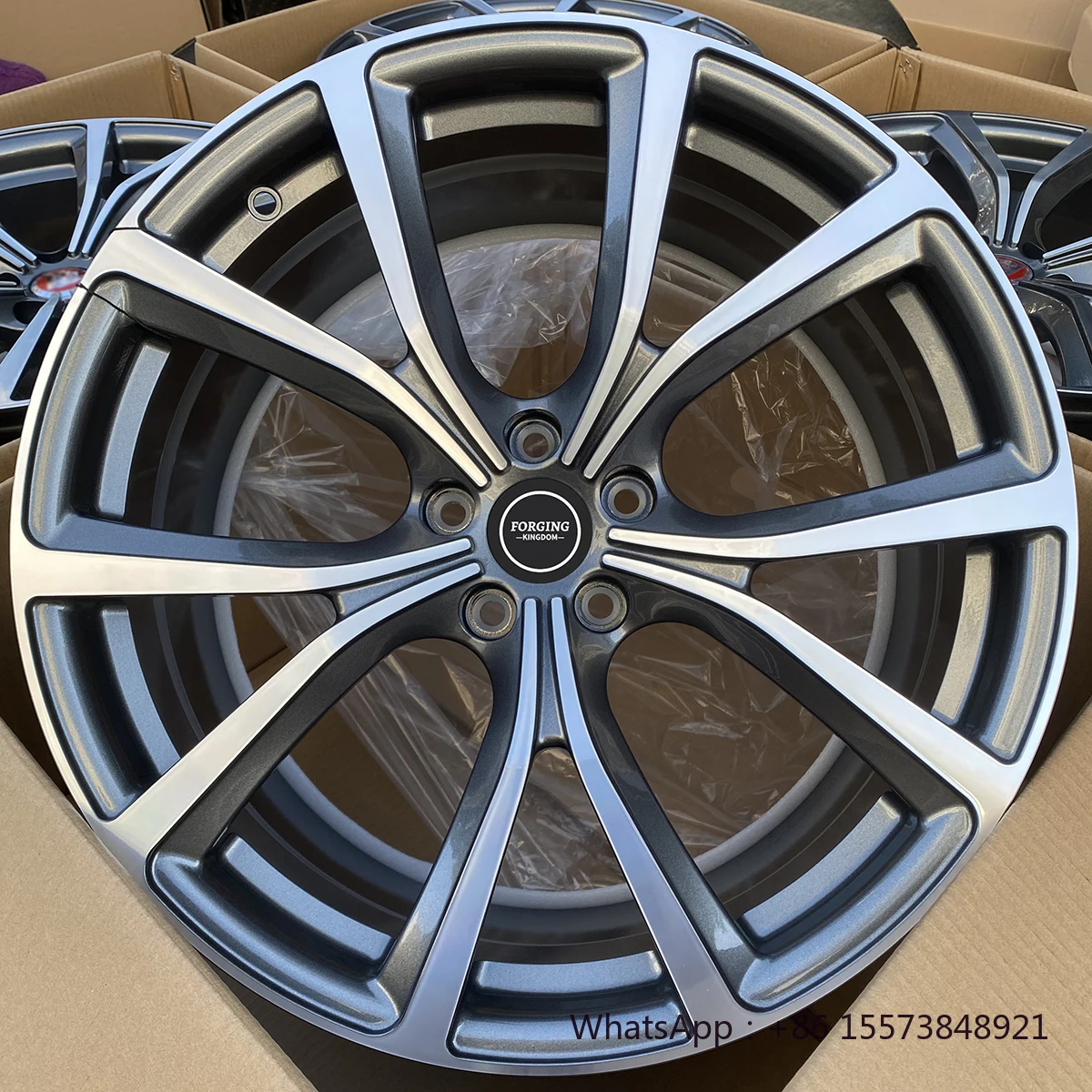 

Wholesale High Quality 6061-T6 Aluminum Alloy Wheels Custom Forged 19 20 21 23 24 Inch Models with 35mm ET and 98mm/100mm PCD