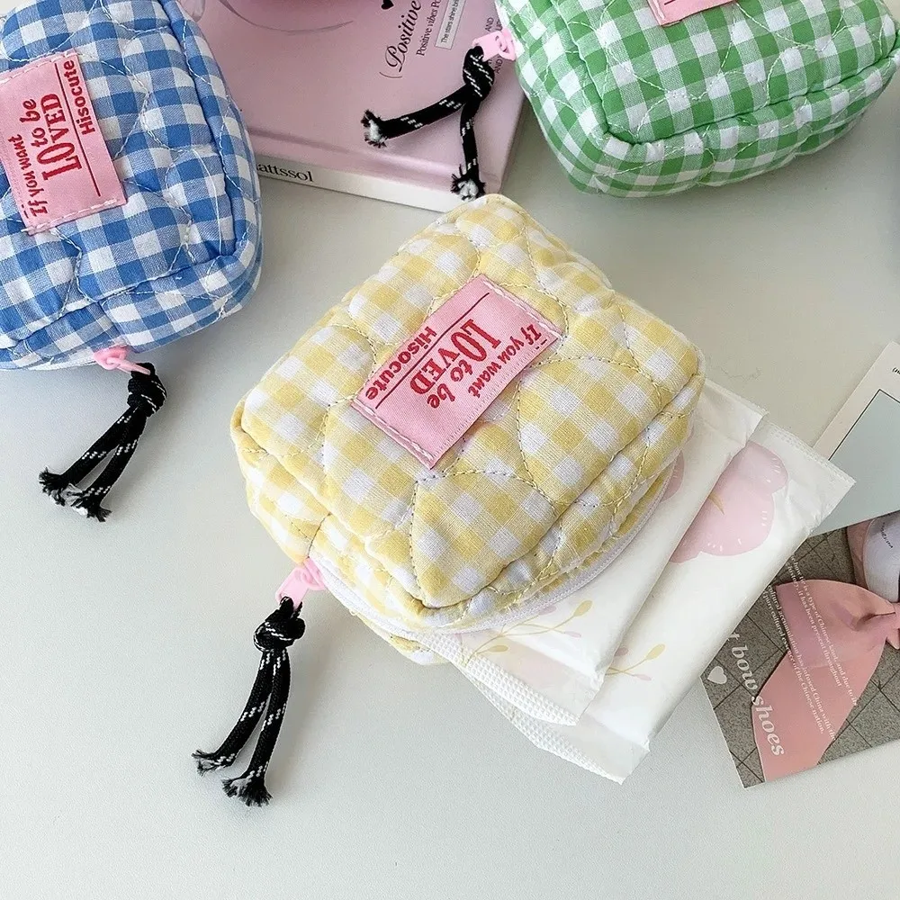 Korean Style Portable Travel Makeup Bag Checkered Pattern Mini Size Coin Purse Quilted Design Lipstick Pouch
