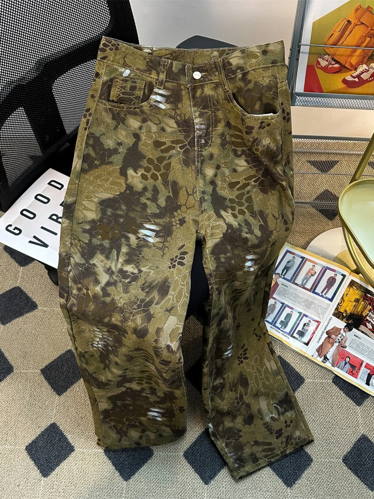 

Американские джинсы с принтом под змеиную кожу и камуфляжем, широкие, унисекс, повседневные, летние, свободного кроя, в стиле хип-хоп, прямые джинсы