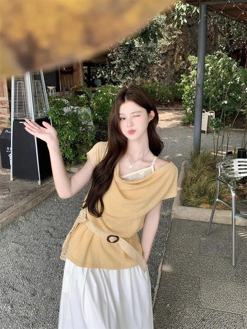 Slim Fit Short Sleeve T-Shirt Women Summer 2025 New Style Small Top Asymmetrical Hemline Fashionable And Elegant Korean Style
