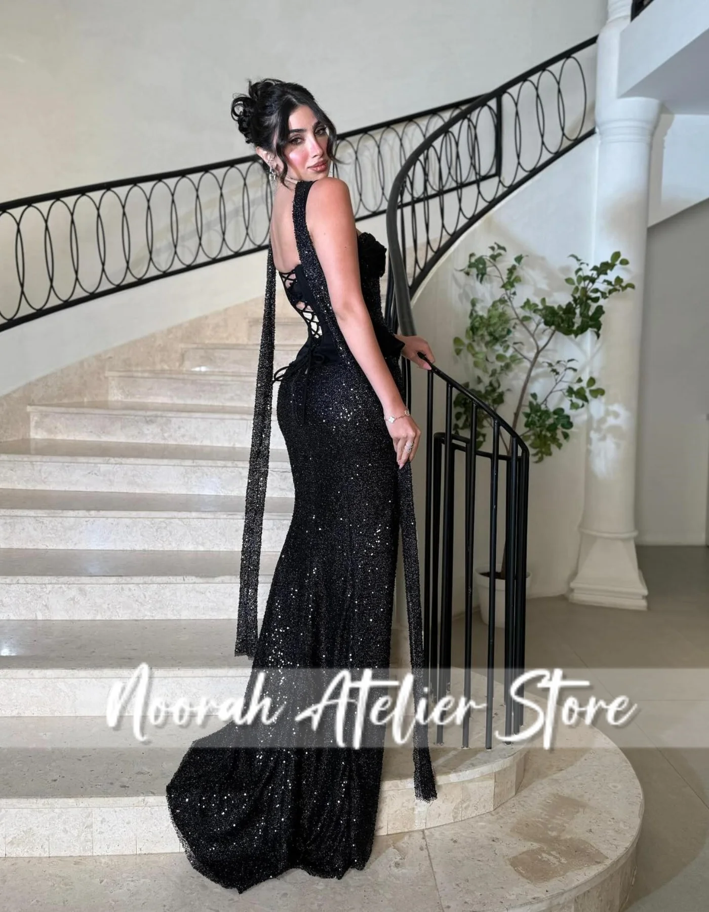 Elegante brillante negro Halter 2 piezas de lujo vestidos de noche para mujer 2025 vestido de boda de tren para mujer Arabia Saudita largo personalizado