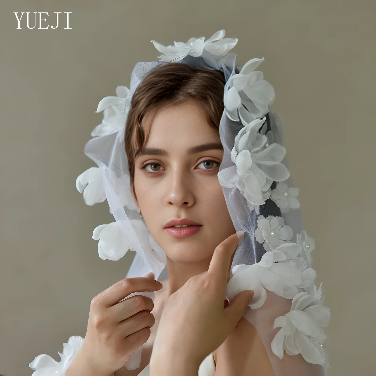 

YUEJI 3D Flower Embellished Bridal Wedding Veil Round Comb-Free Veil To Cover Face Blush Summer Light And Breathable Tulle V230