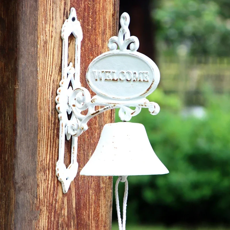 Retro Cast Iron Wall Hanging Welcome Door Bell Rustic White Farmhouse Decor Wrought Iron Manually Shaking Front Gate Garden Bell