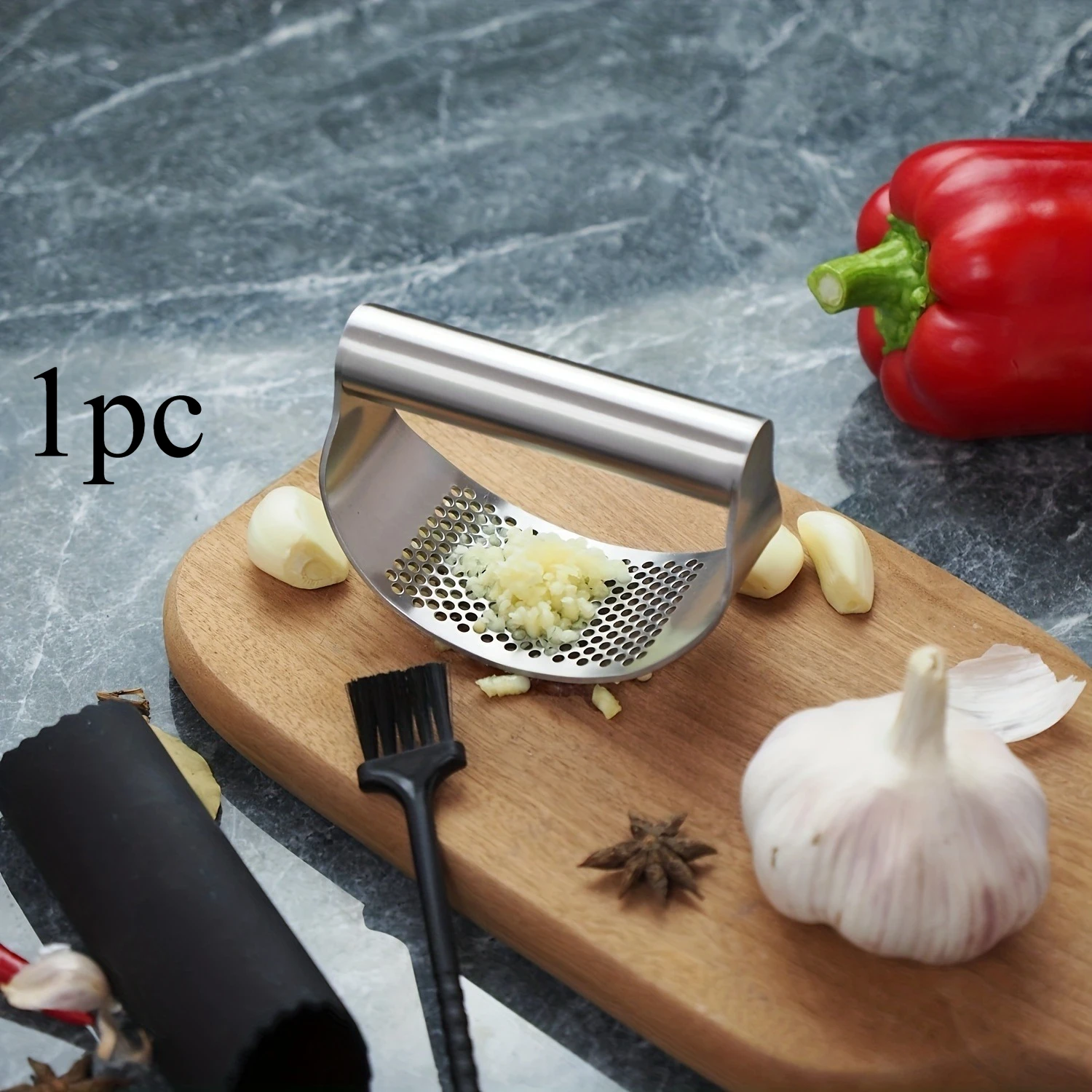 1pc Garlic Shaker - Manual Garlic Grater - Kitchen Garlic Packer and Chopper