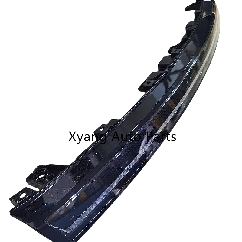 Front Daytime Running Light Center Lamp Assembly For JAC JS6 Sei6 Pro 4121500U2400 4121500U2403