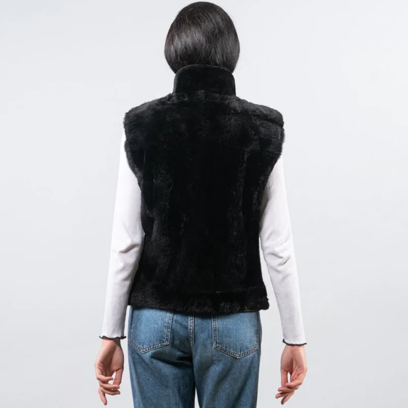 2023 New Real Rabbit Fur Vest Keep Warm and Fashionable in Winter Real Fur Jacket