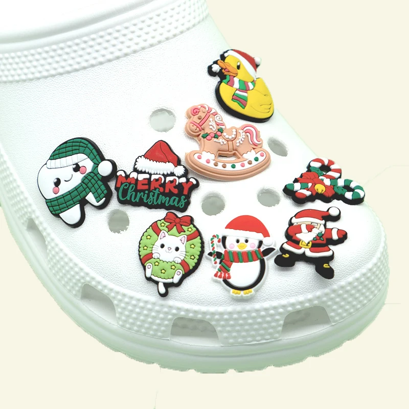 จี้รองเท้าคริสต์มาส 1/50 ชิ้น สไตล์คริสต์มาส รูปสัตว์ มนุษย์หิมะ ลูกกวาด ซานตาคลอส เครื่องประดับรองเท้าแบบติด สำหรับผู้หญิง ผู้ชาย ของขวัญวันหยุด