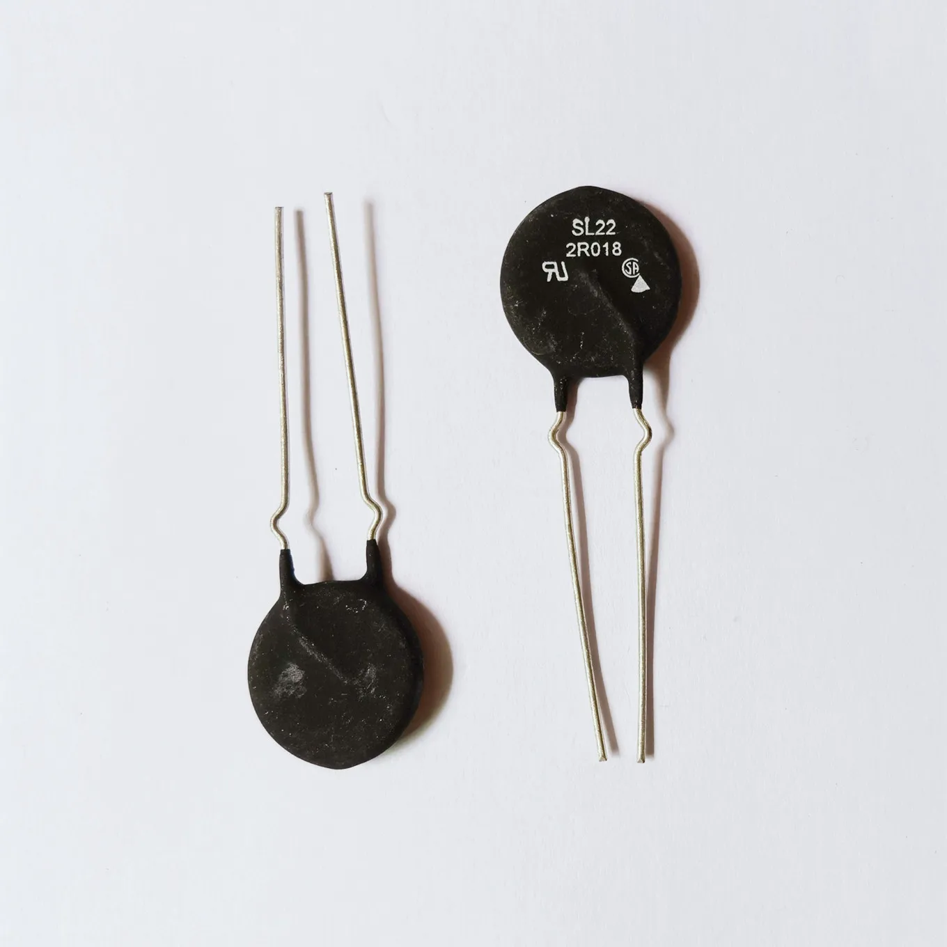 Original New 100% SL22 2R018 2R 18A negative temperature thermistor diameter 20mm (Inductor)