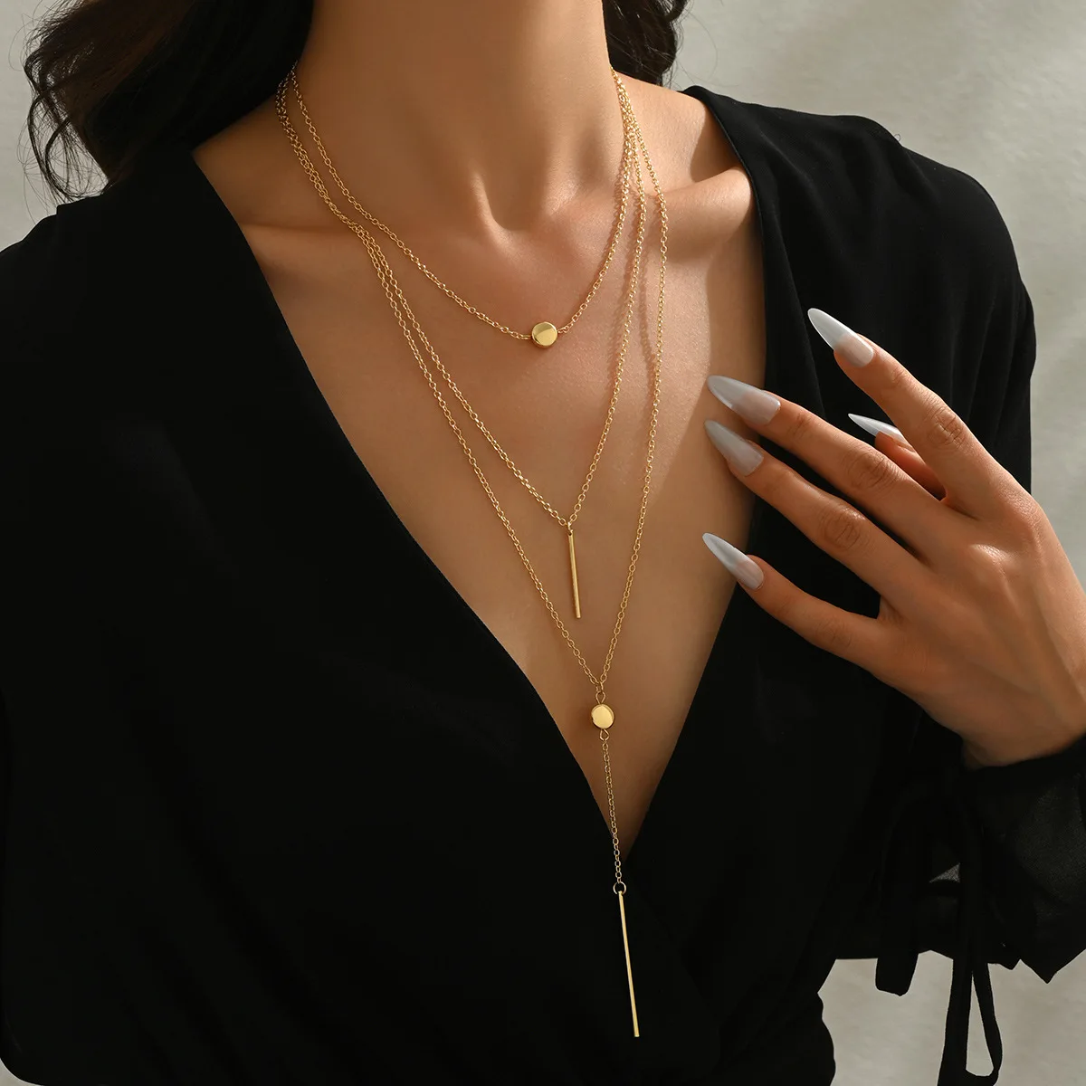 Minimalist 3-layer pendant chain necklace trendy personalized accessories wholesale