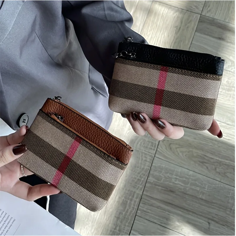 Stylish Mini Coin Purse with Multiple Compartments,  Beige & Black Design, Perfect for Everyday Use, Small Purse