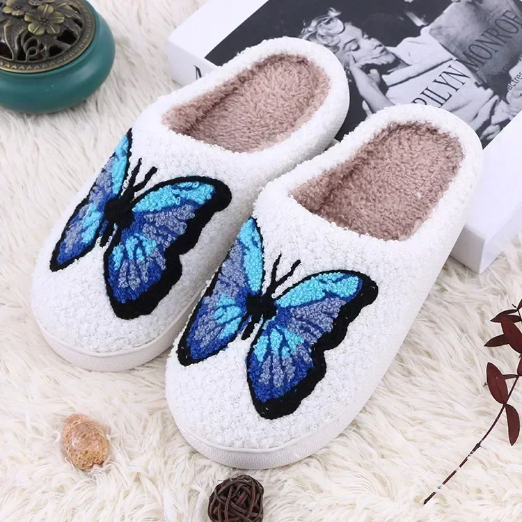 Pantoufles de maison en coton imprimé papillon pour femmes, coordonnantes, chaudes, chaussures de sol d'intérieur, douces, en peluche, plates, à la mode, hiver