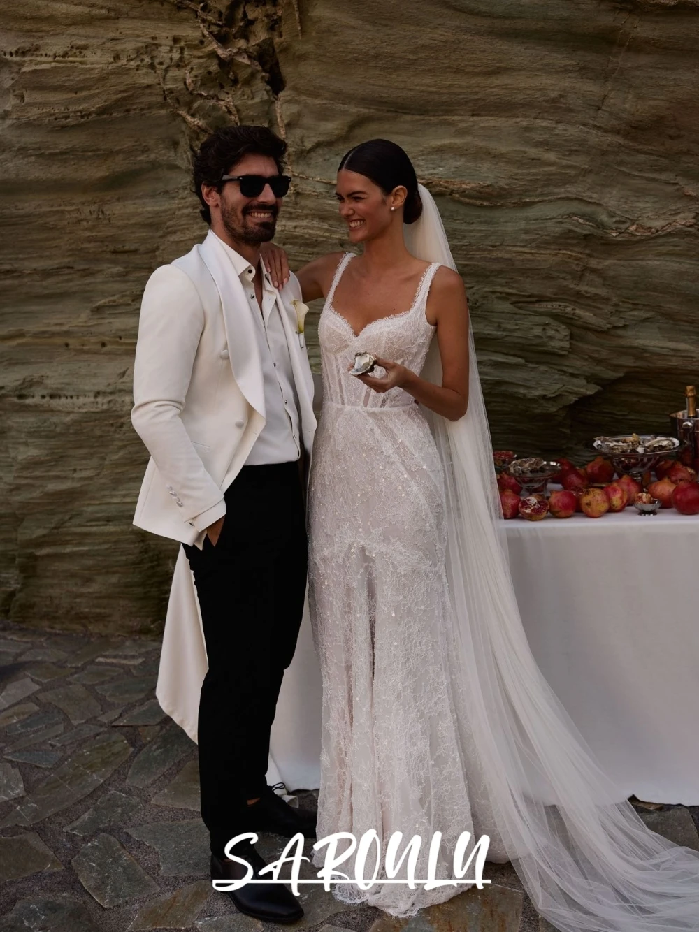 

SAROULU Breathable Lace Pearls Intricate Wedding Dress With Front Slit Shimmering V Neckline Straight Modern Bridal Gown