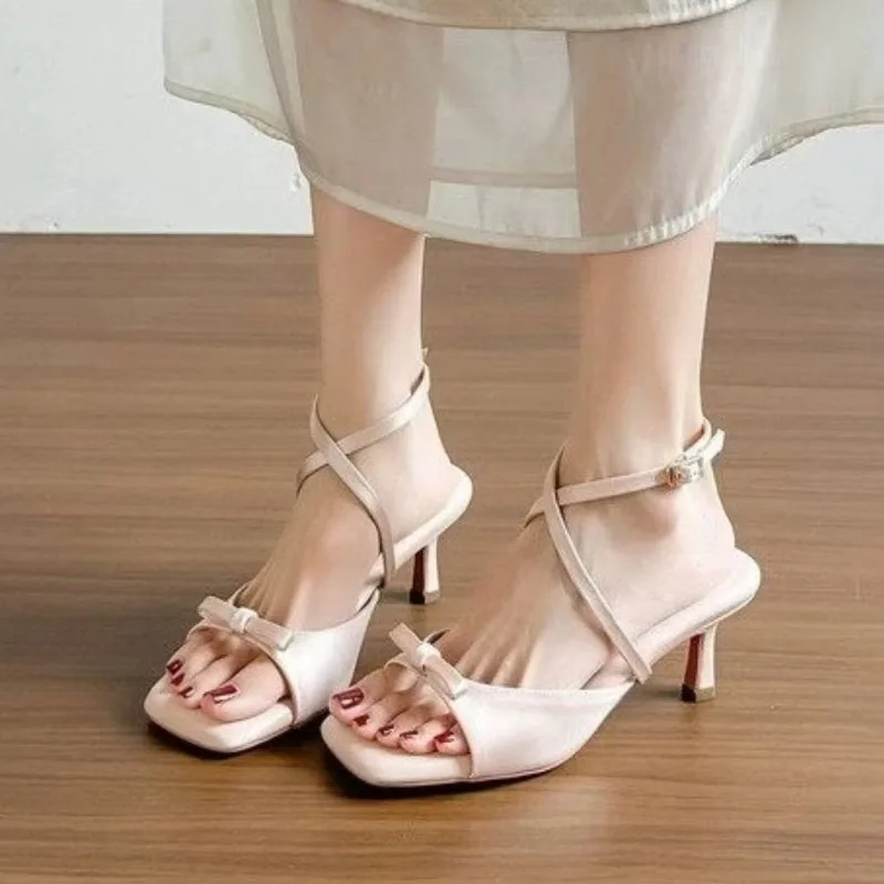 Flip-flops for Women in Summer, Elegant Open-toe Sandals with Stunning Bows and High Heels