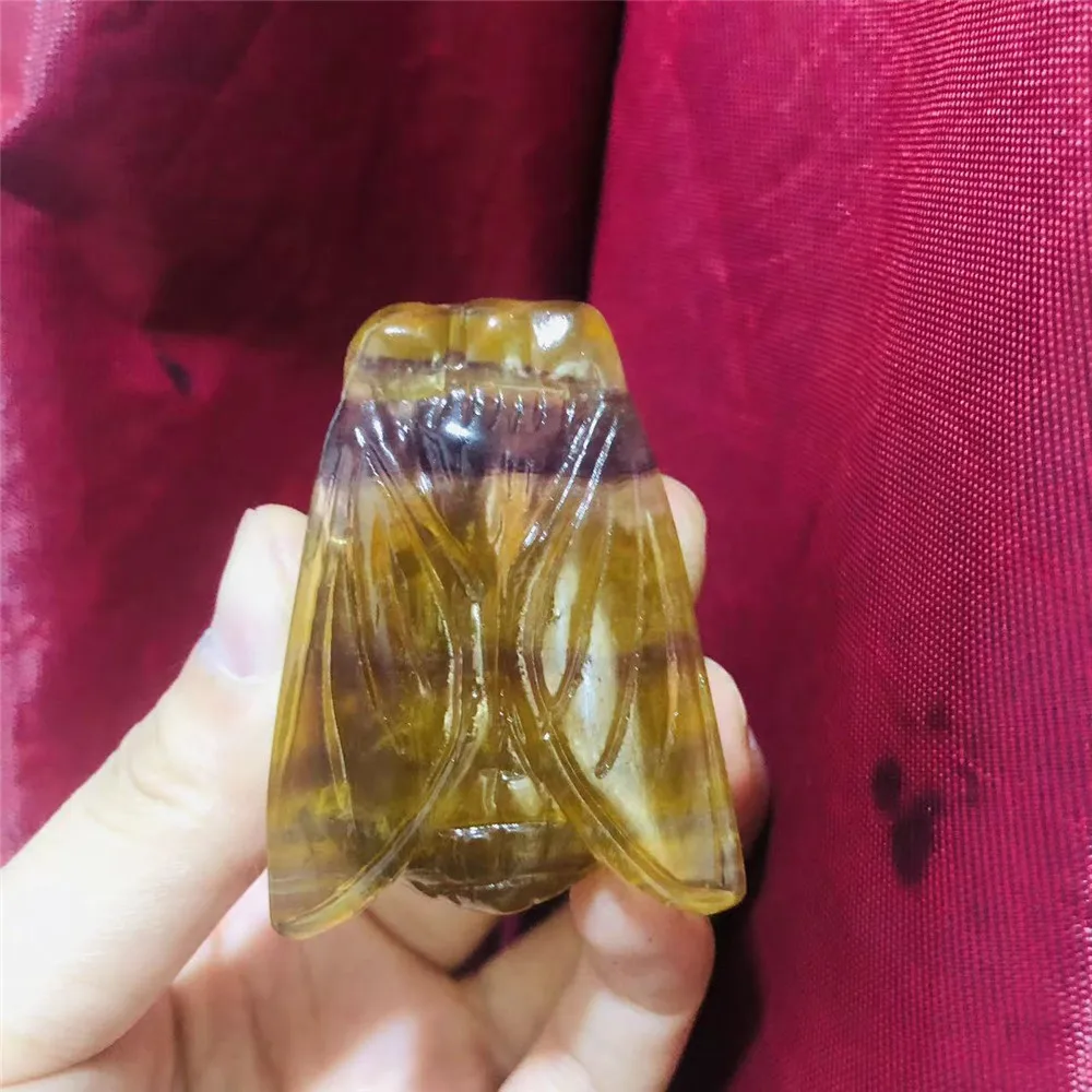 

1pcs Natural Yellow Fluorite Hand Quartz Carved Bee Crystal Skull Carving Healing Reiki Gift