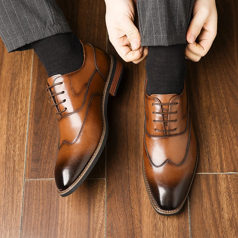 

Classic Brand Men's Comfortable Pointed Business Formal Leather Shoes High-quality Men's Lace Up Gentlemen's Banquet Derby Shoes