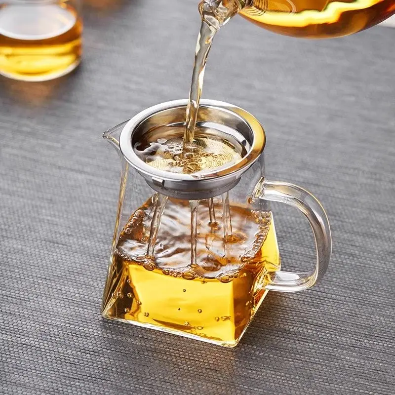 Heat-Resistant Borosilicate Glass Tea Pitcher Set with a Strainer, Chinese Tea Set Accessory, Chahai Divider, Coffee Milk Jug