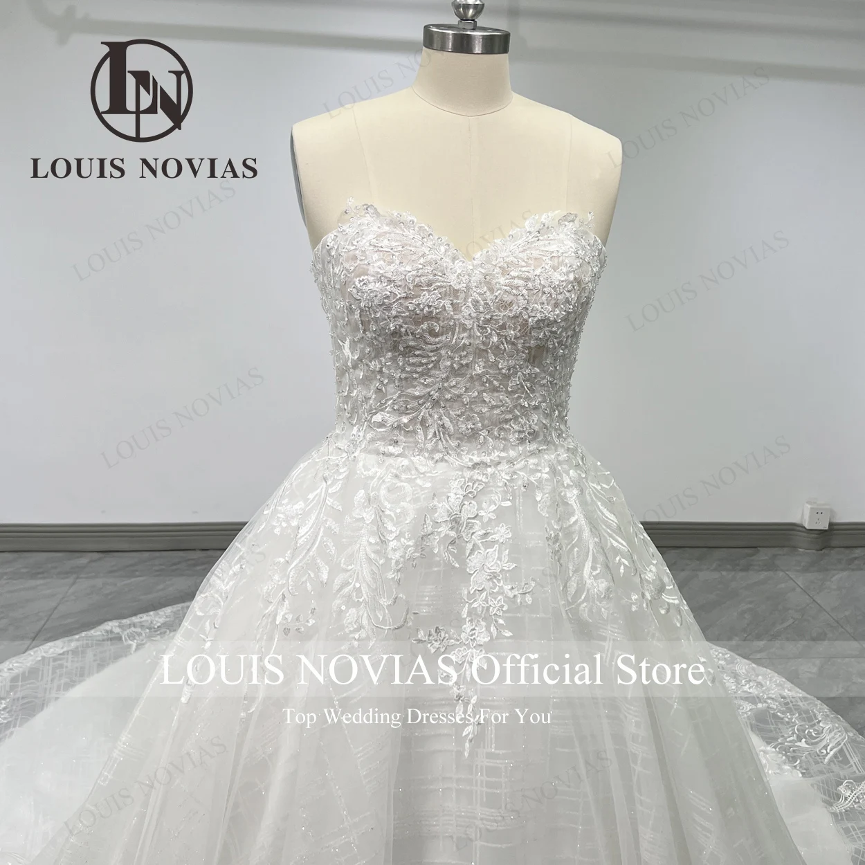 LOUIS NOVIAS A 라인 웨딩 원피스, 연인 실제 사진 아플리케, 레이스업 비치 공주 신부 가운, 2024