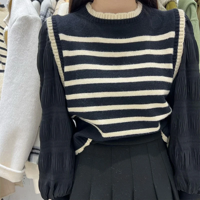 

Ретро-свитер с эффектом двухслойности в черно-белую полоску для женщин, весенне-осенний базовый слой, вязаный топ с уникальным дизайном