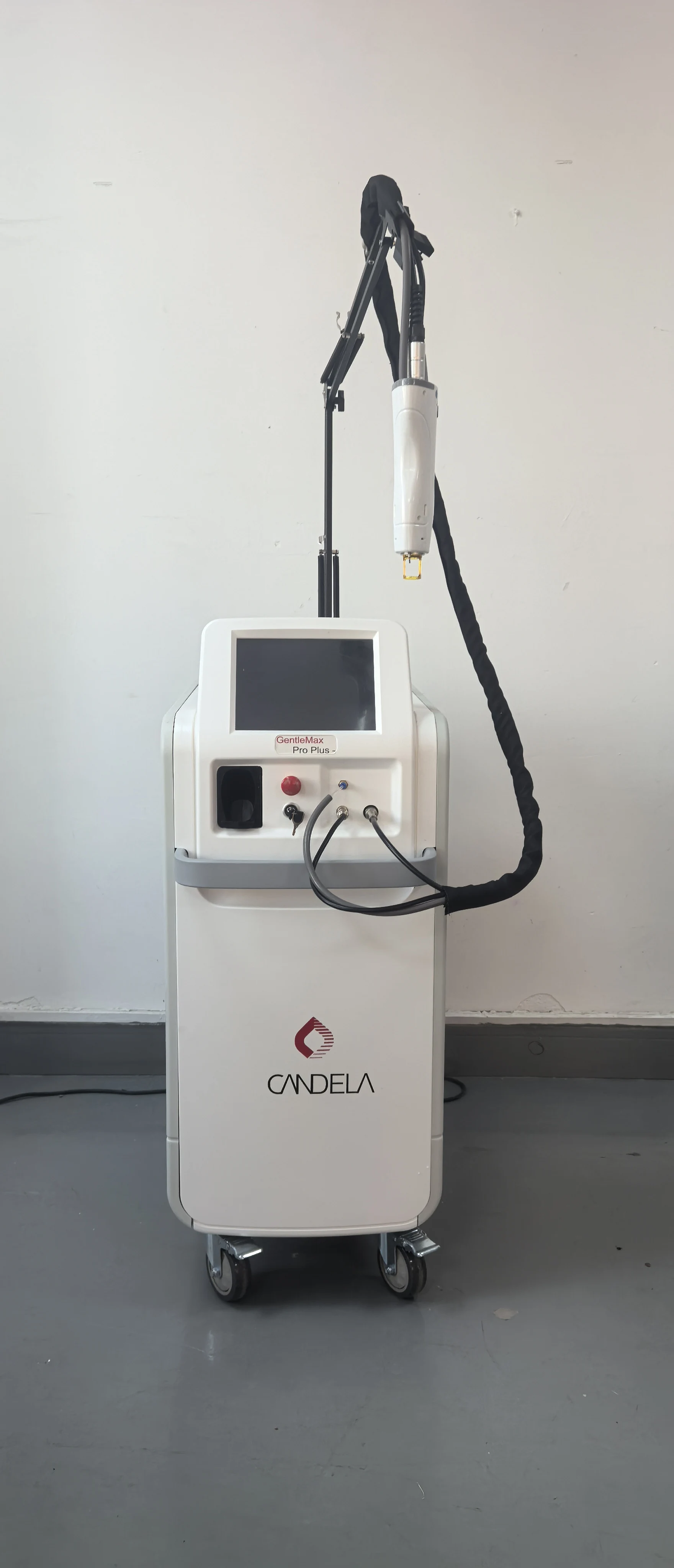 Fast Candela 755 Enlace dedicado personalizado para clientes
