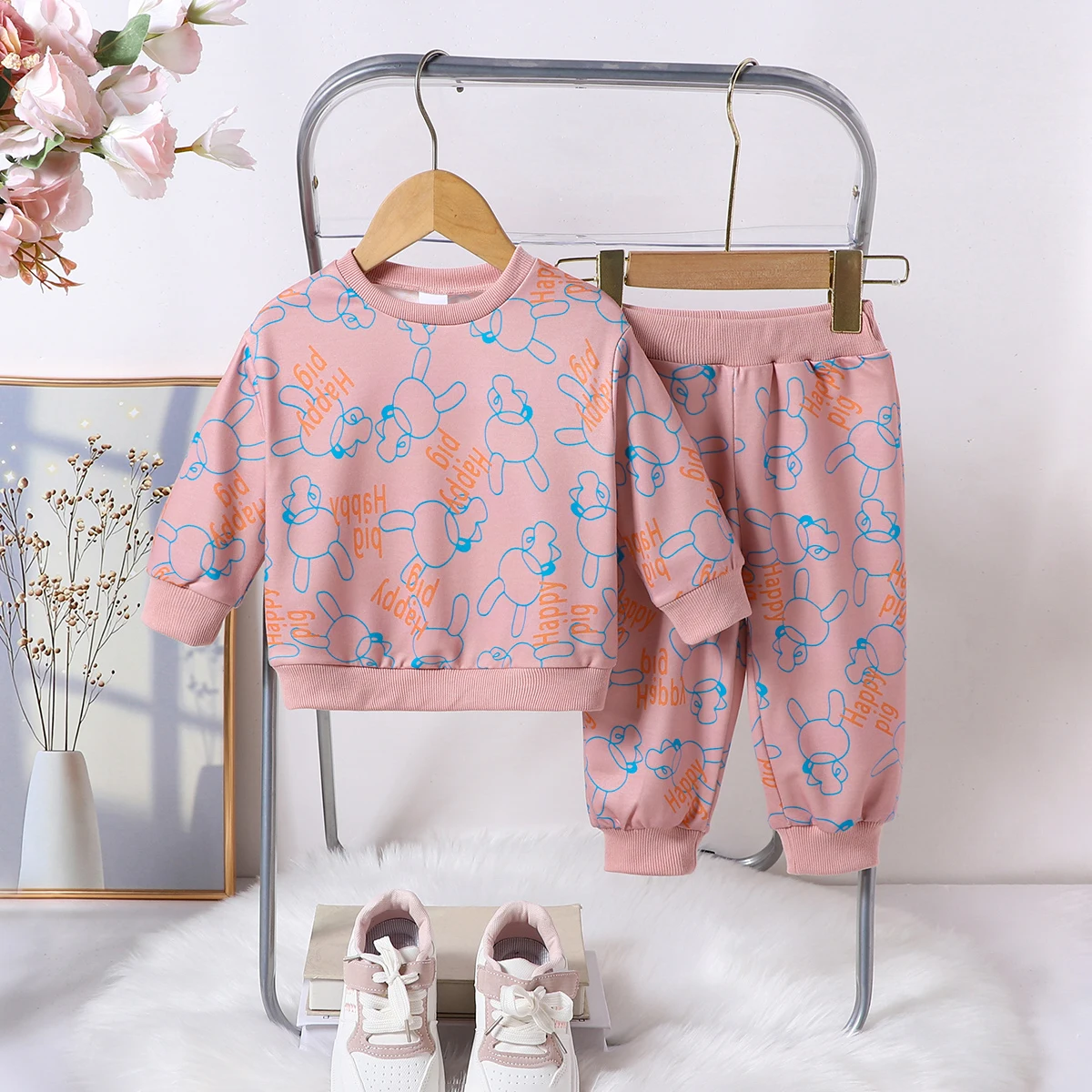 

2-piece set of fashionable and casual cartoon animal and letter printed ribbed round neck long sleeved top and pants for baby gi