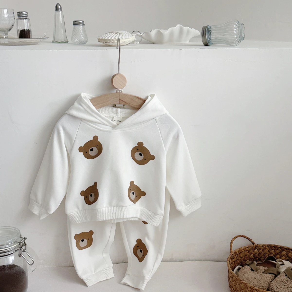 

European Style Newborn Baby Boys Girls 2Pcs/set Cute Bear Printed Hoodie Long Pants Autumn Fashion Infant Leisure Outfit