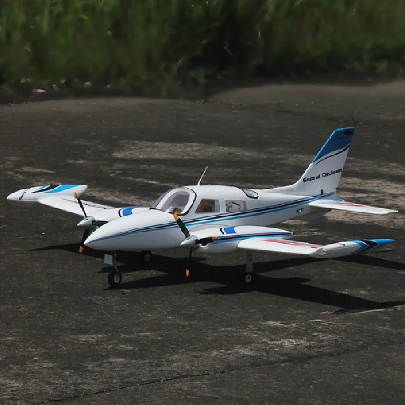 New Dynam Cessna 310 Grand Cruiser 1.3m Wingspan Twin Engine Counter Rotating Propellers Electric Rc Fixed Wing Scale Aircraft