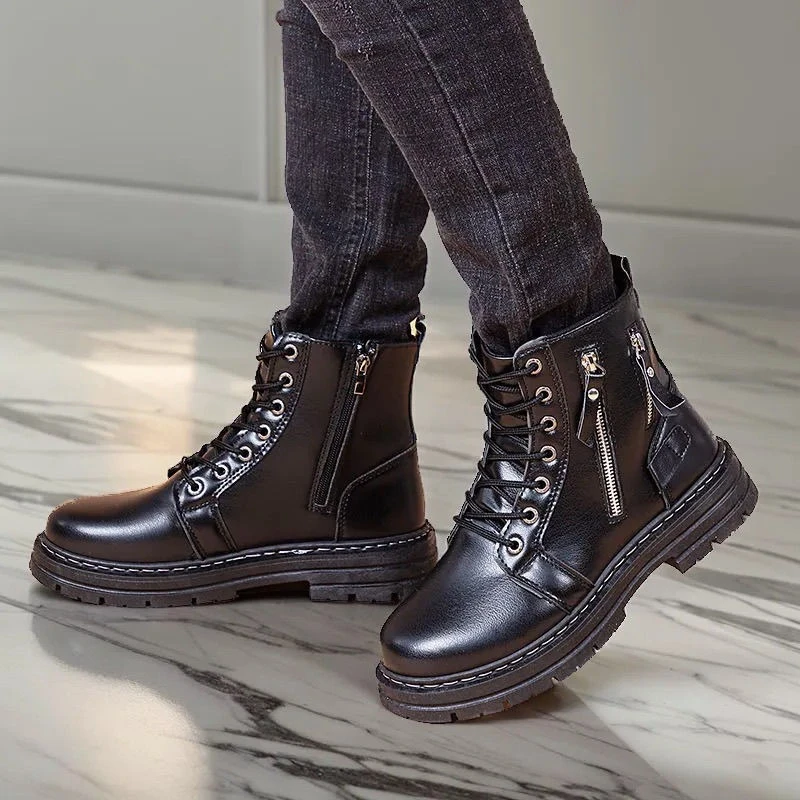 

Новые мужские кожаные рабочие ботинки с высоким берцем в британском стиле на весну и осень, черные красивые короткие ботинки на утолщенной подошве с приподнятым каблуком