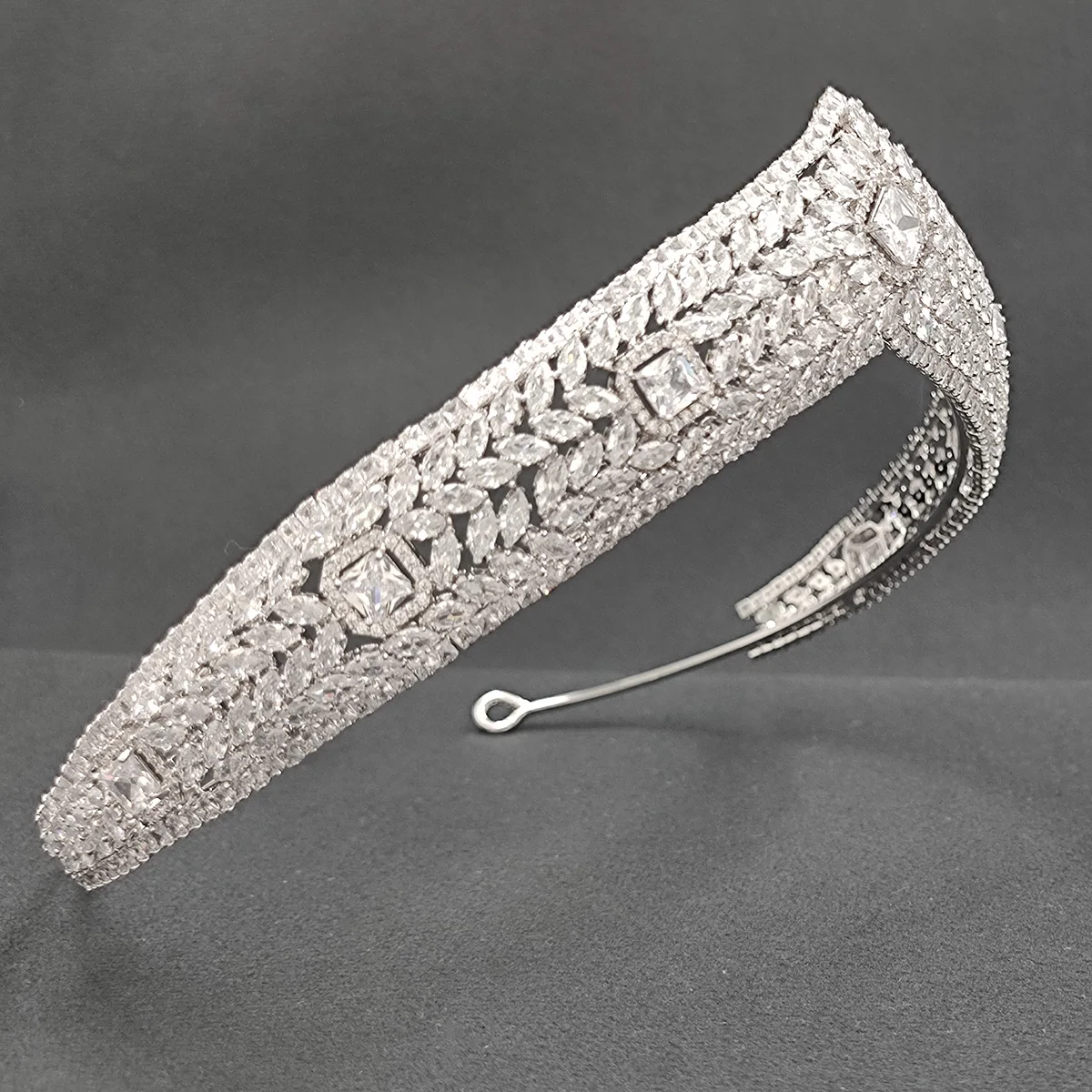 SEPBRIDALS Full 5A Zirconia Classic Wedding Tiara,Crystal Bride Tiaras for Bride,Prom,Party Head Accessories FK93750